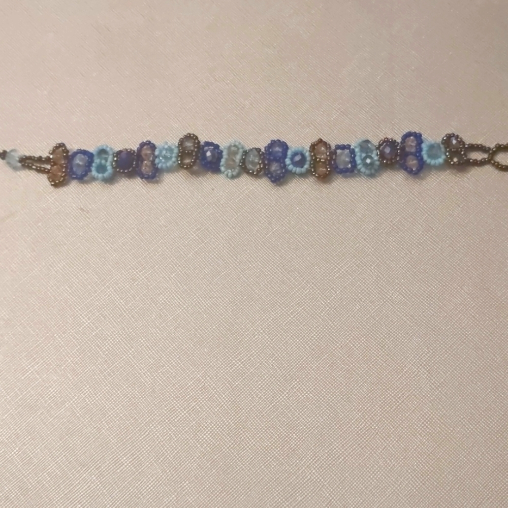 Gem blue tone bracelet